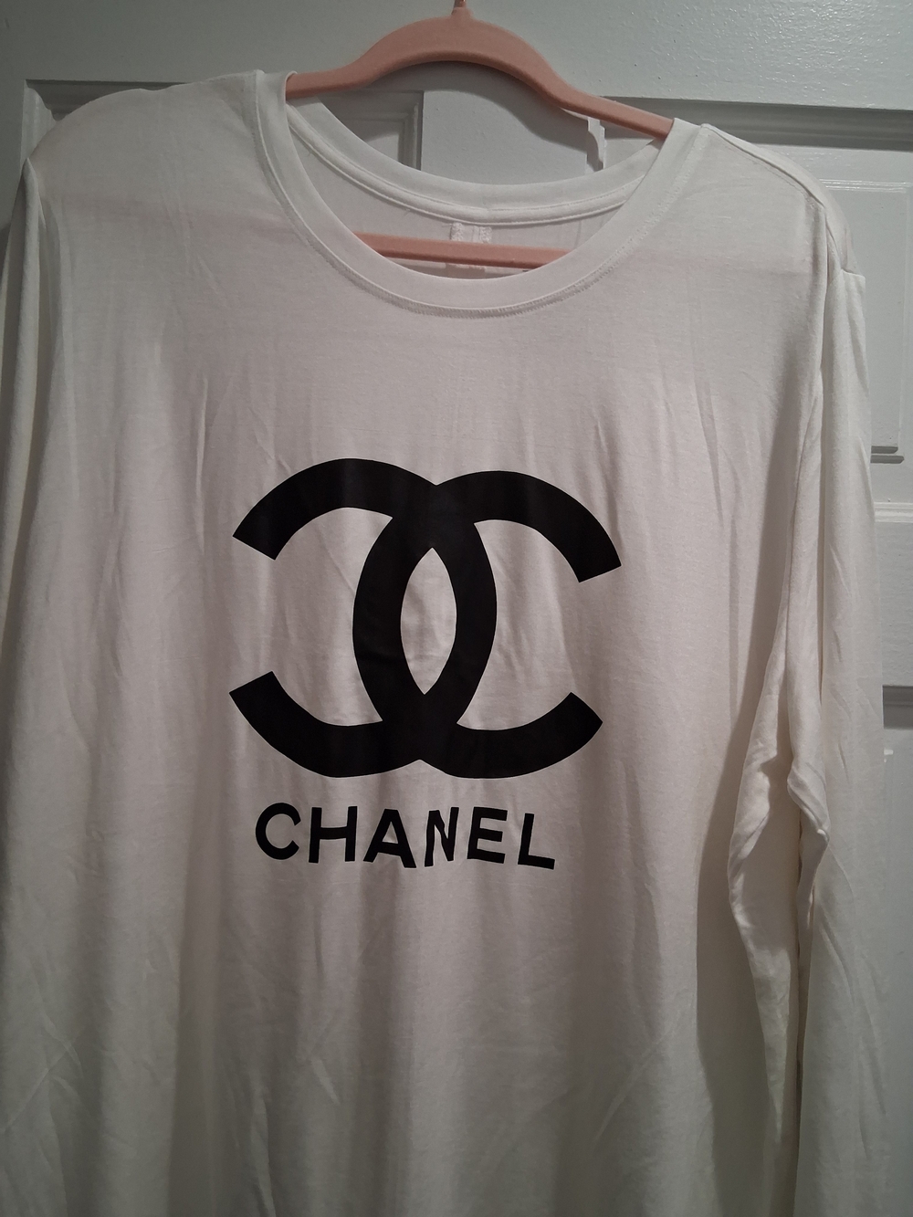 Designer inspired White Long Sleeve Logo Tee.New - Picture 3 of 5